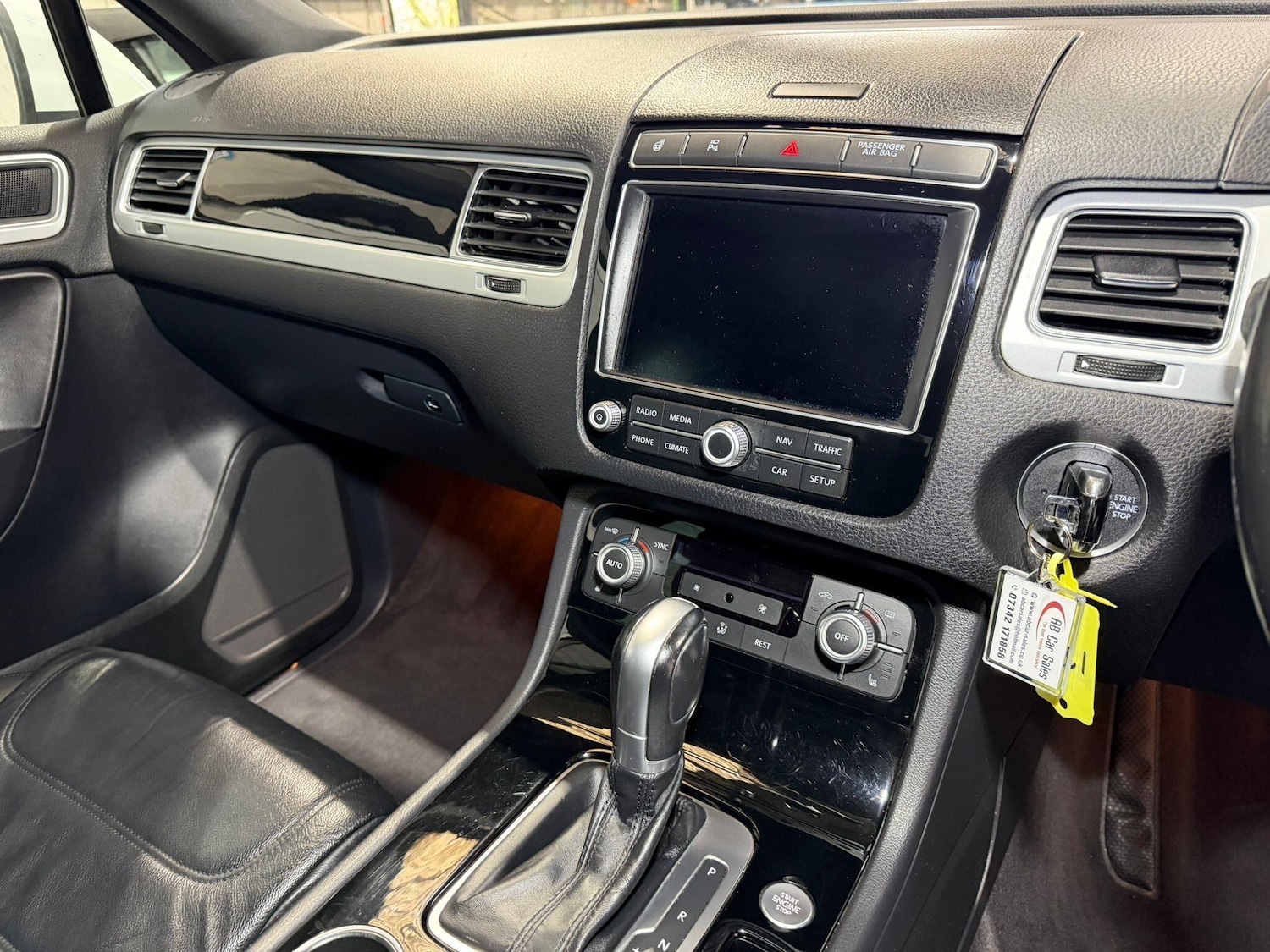 Used Volkswagen Touareg 2016 for sale - 77696050: Photo 22