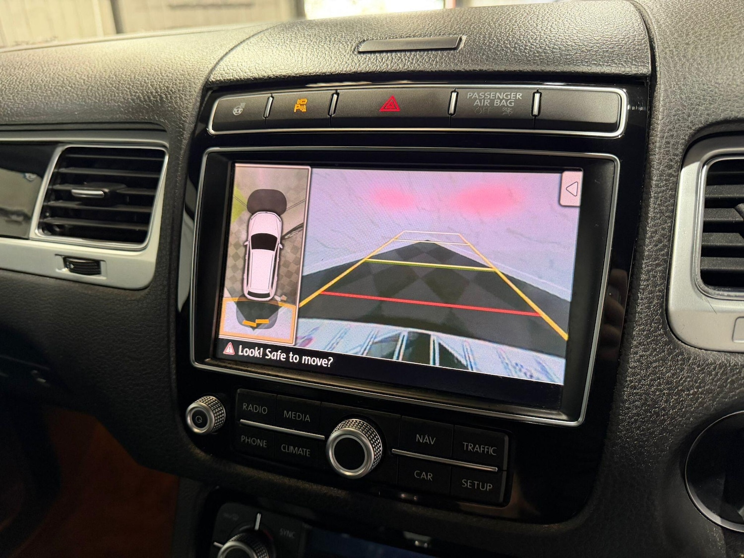 Used Volkswagen Touareg 2016 for sale - 77696050: Photo 28