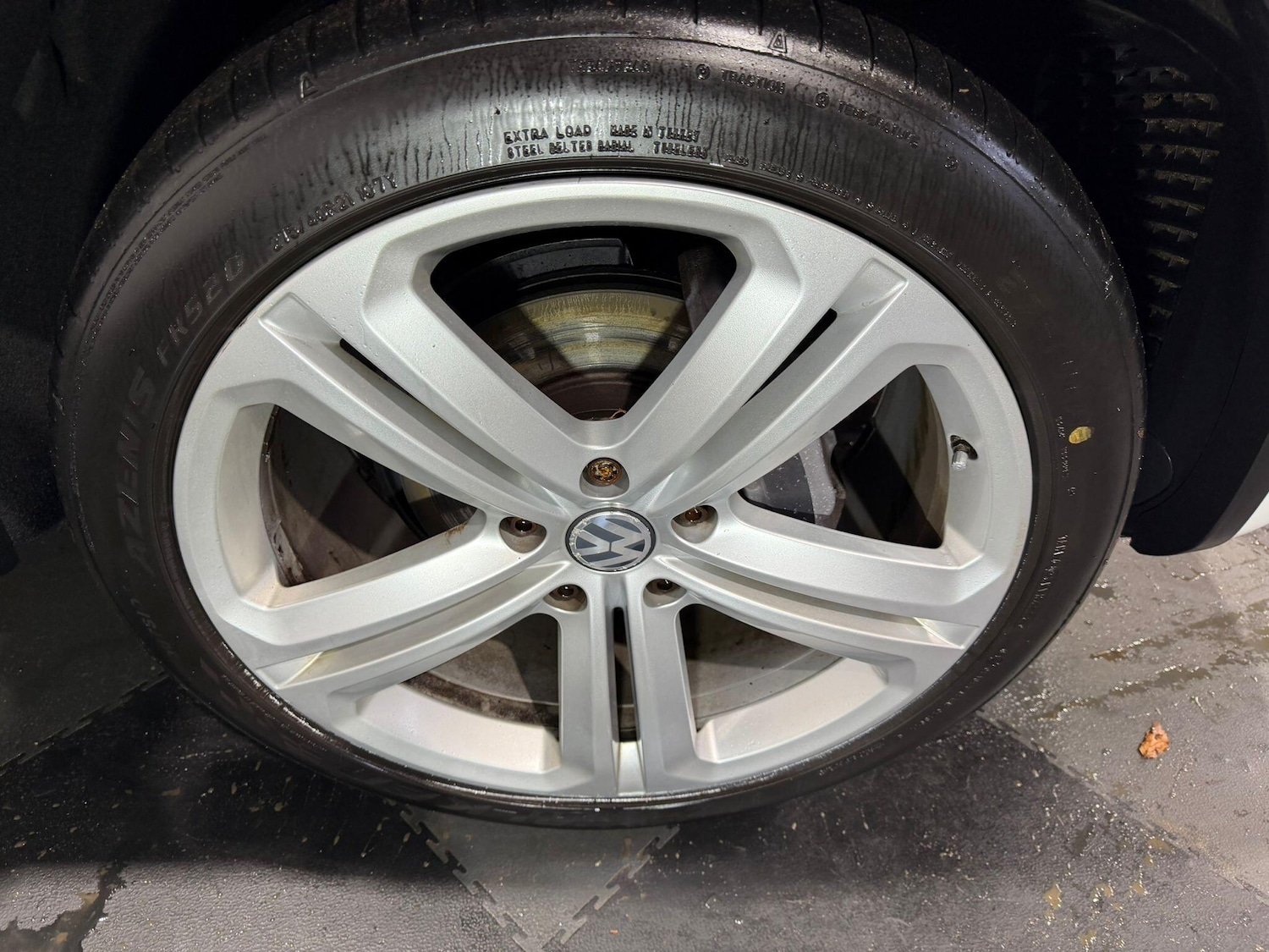 Used Volkswagen Touareg 2016 for sale - 77696050: Photo 32