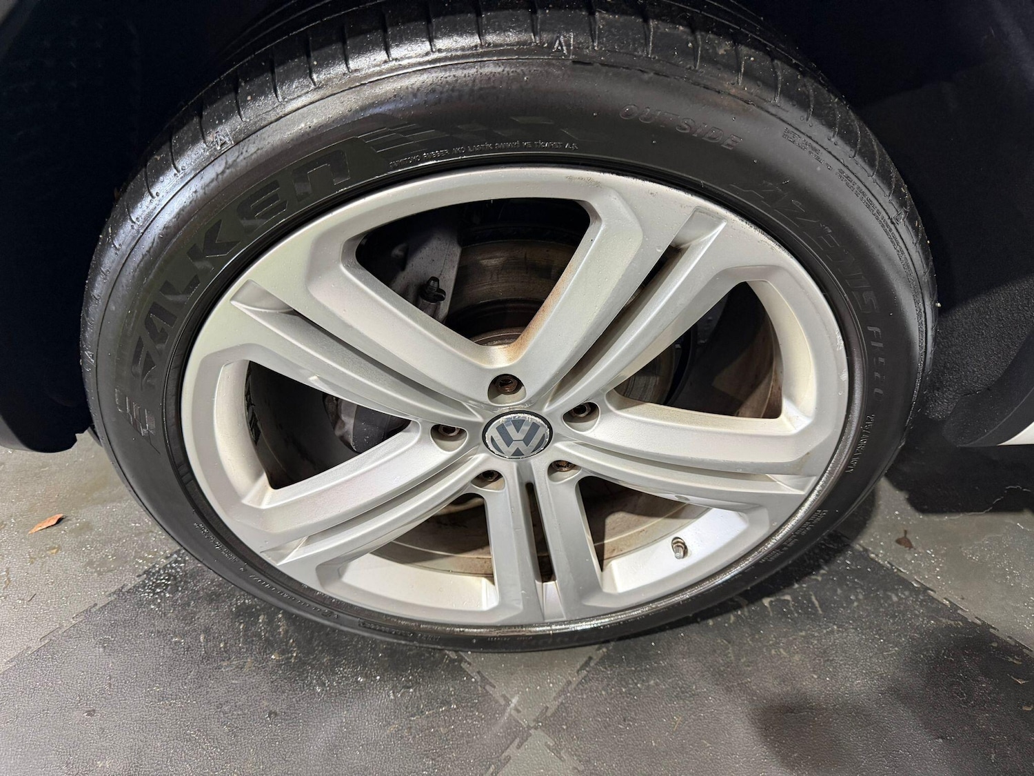 Used Volkswagen Touareg 2016 for sale - 77696050: Photo 35