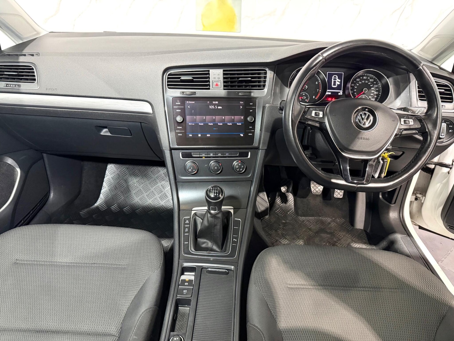 Used Volkswagen Golf 2019 for sale - 77203478: Photo 15