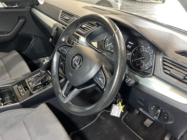 Used Skoda Superb 2017 for sale - 75657910: Photo 16