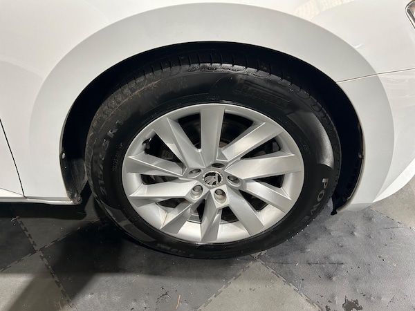 Used Skoda Superb 2017 for sale - 75657910: Photo 21