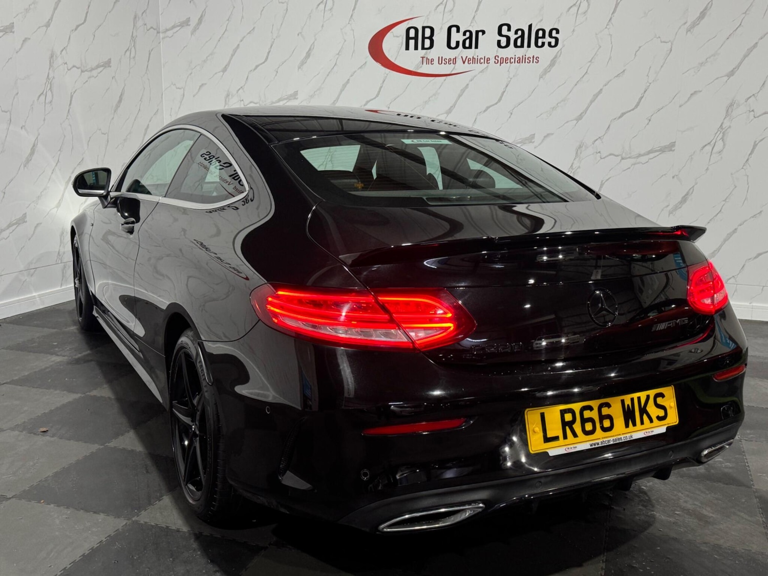Used Mercedes-Benz C Class 2016 for sale - 76336979: Photo 8