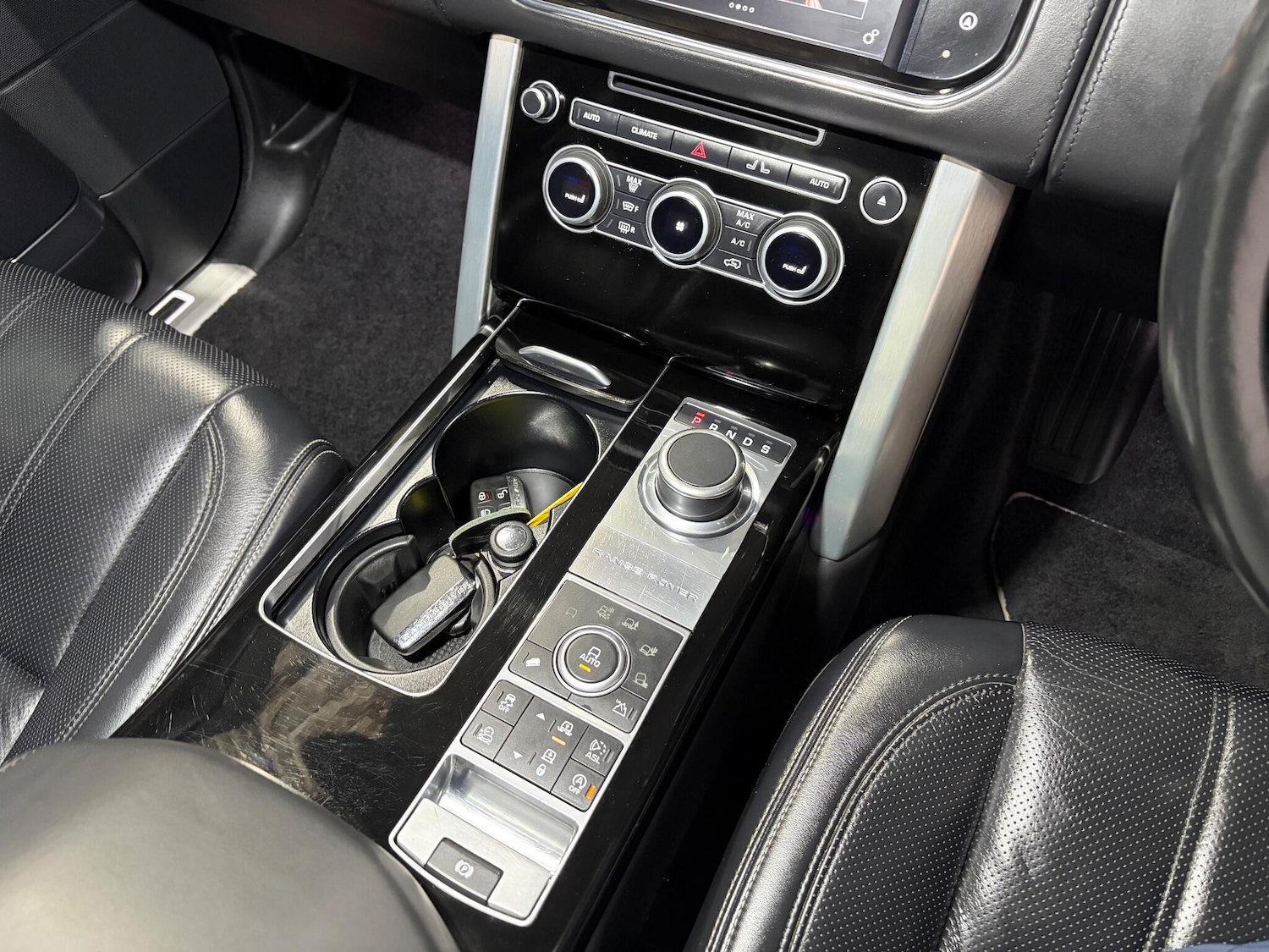 Used Land Rover Range Rover 2015 for sale - 76499618: Photo 30