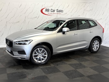2019 (19) - 2.0 D4 Momentum Auto Euro 6 (s/s) 5dr