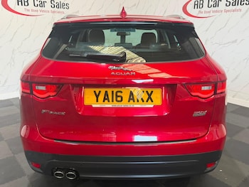 Used Jaguar F-Pace 2016 for sale - 79212138: Photo