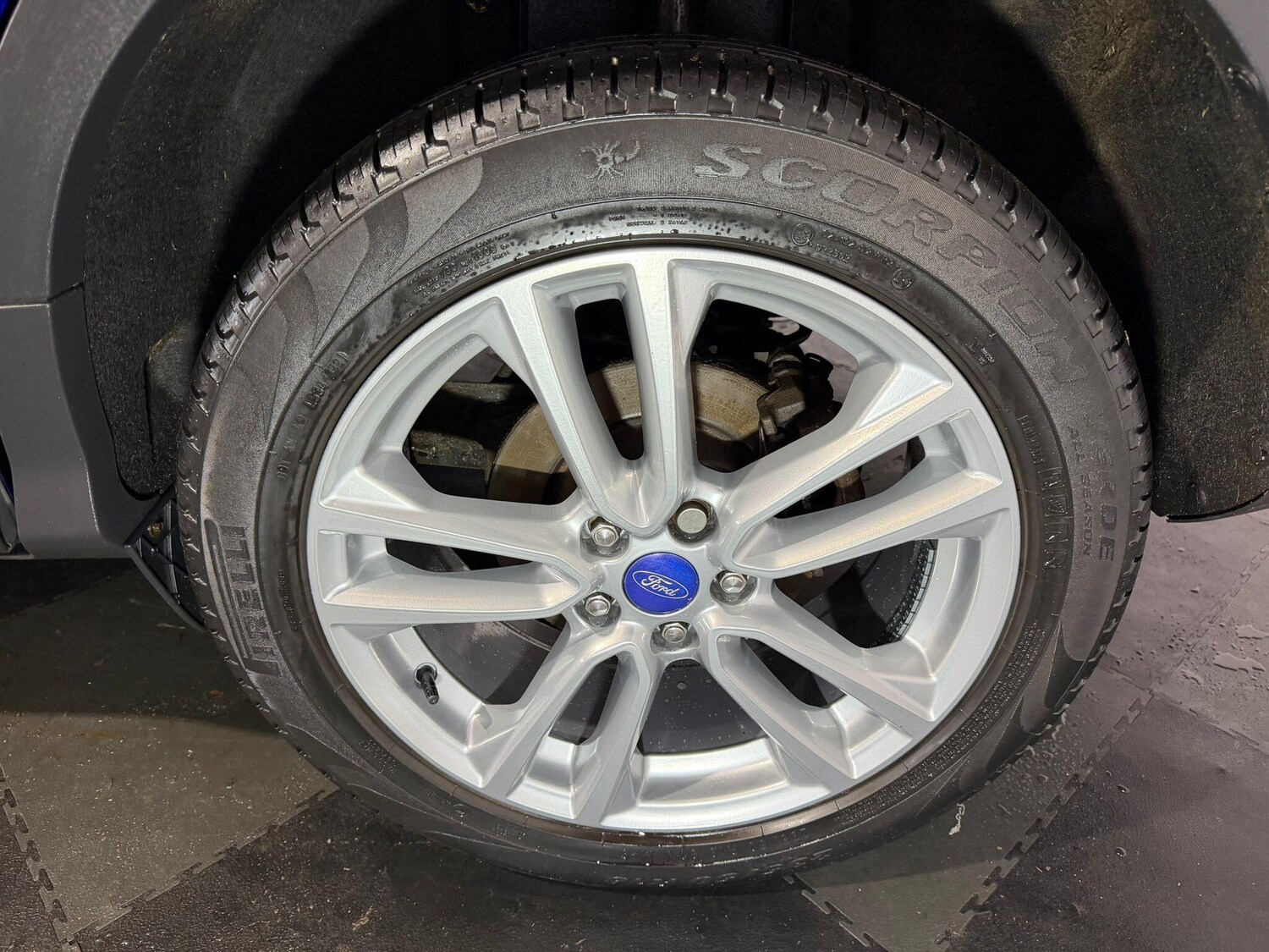 Used Ford Kuga 2015 for sale - 77909255: Photo 32