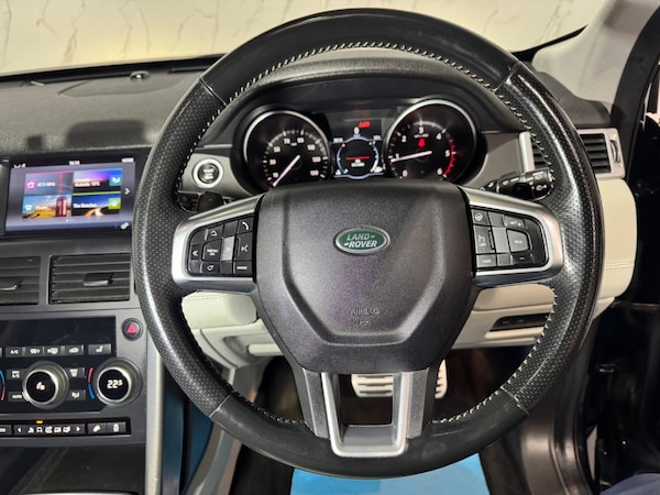 Used Land Rover Discovery Sport 2017 for sale - 76317755: Photo 28