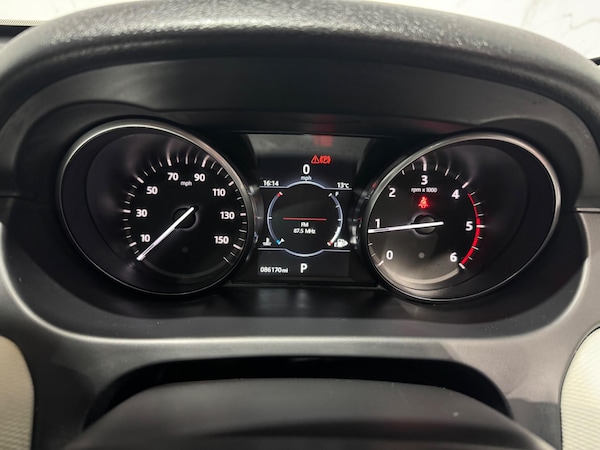 Used Land Rover Discovery Sport 2017 for sale - 76317755: Photo 33