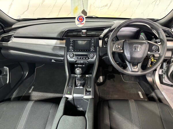 Used Honda Civic 2017 for sale - 75448627: Photo 15