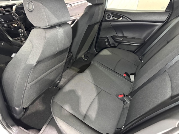 Used Honda Civic 2017 for sale - 75448627: Photo 18