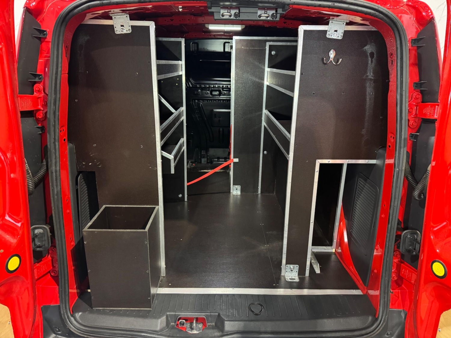 Used Ford Transit Connect 2017 for sale - 76317986: Photo 14