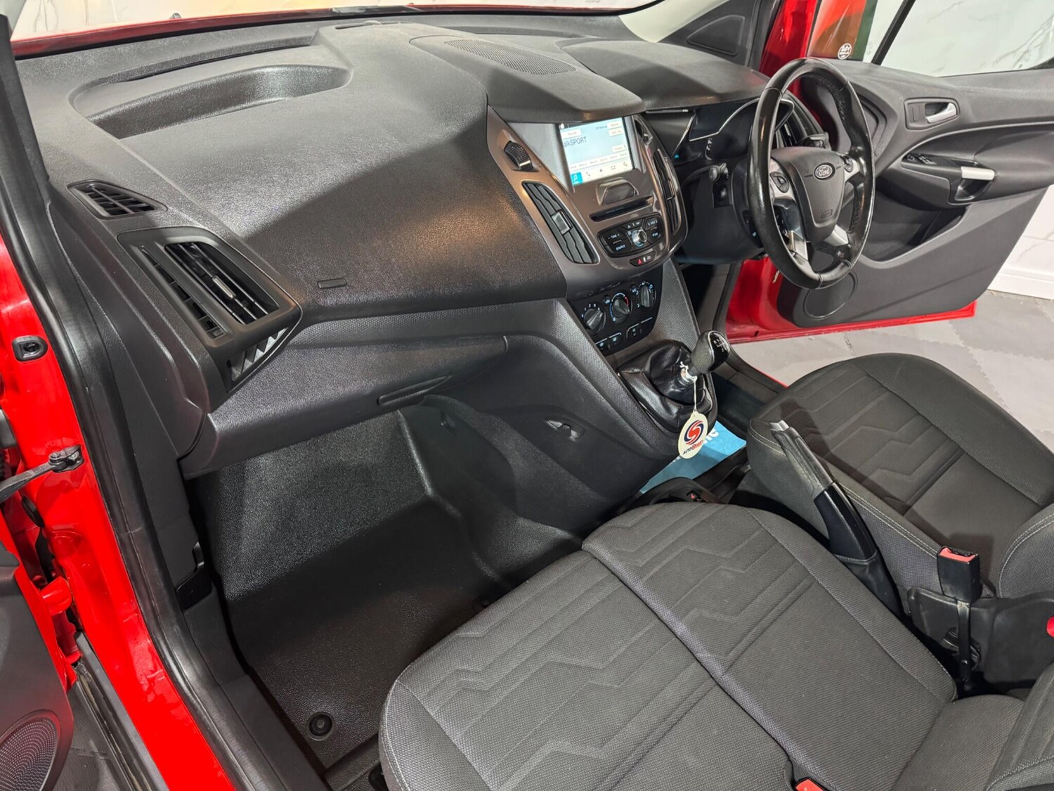 Used Ford Transit Connect 2017 for sale - 76317986: Photo 19