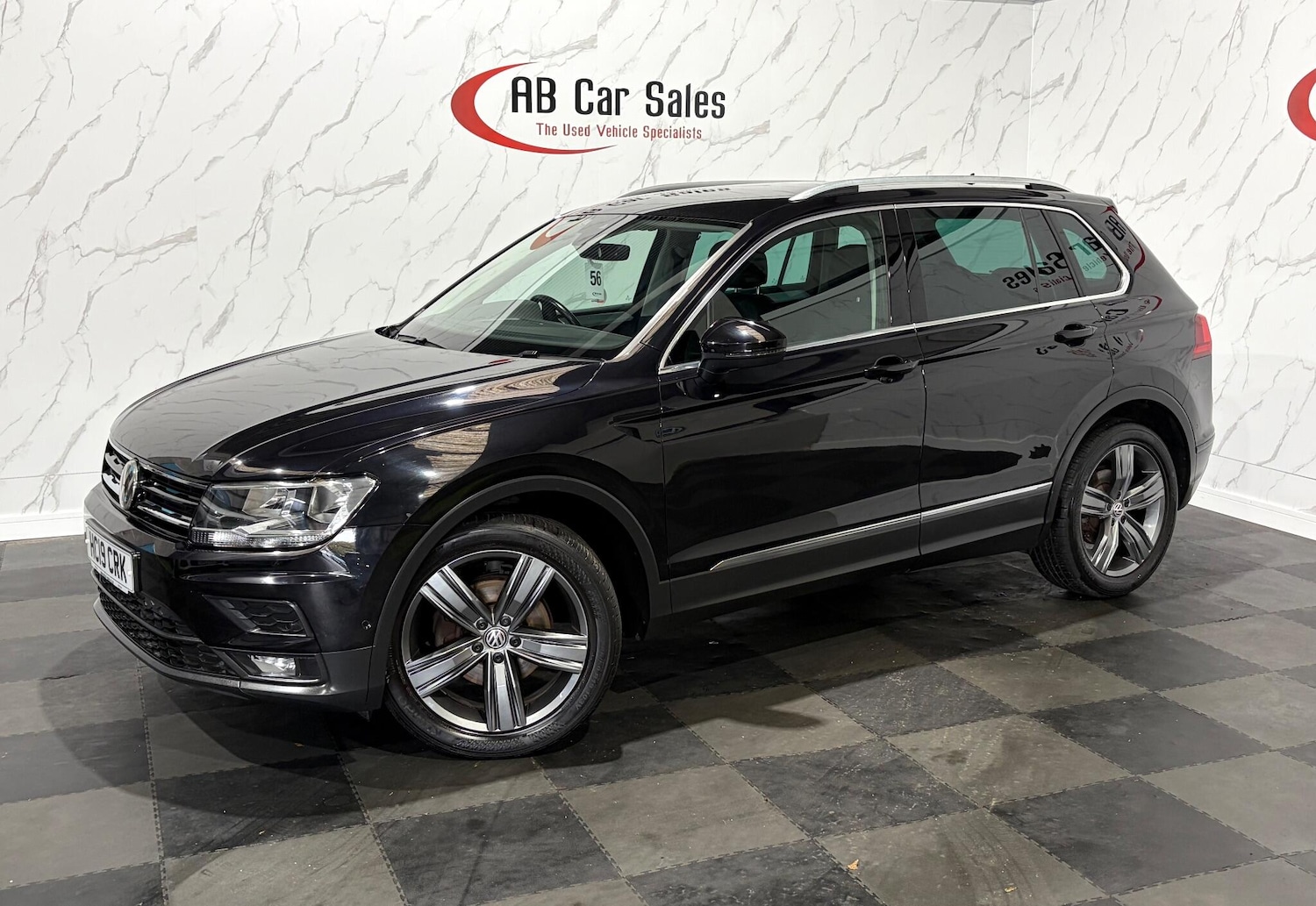 Used Volkswagen Tiguan 2019 for sale - 76227957: Photo 1