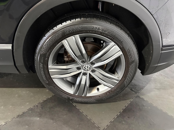 Used Volkswagen Tiguan 2019 for sale - 76227957: Photo 24