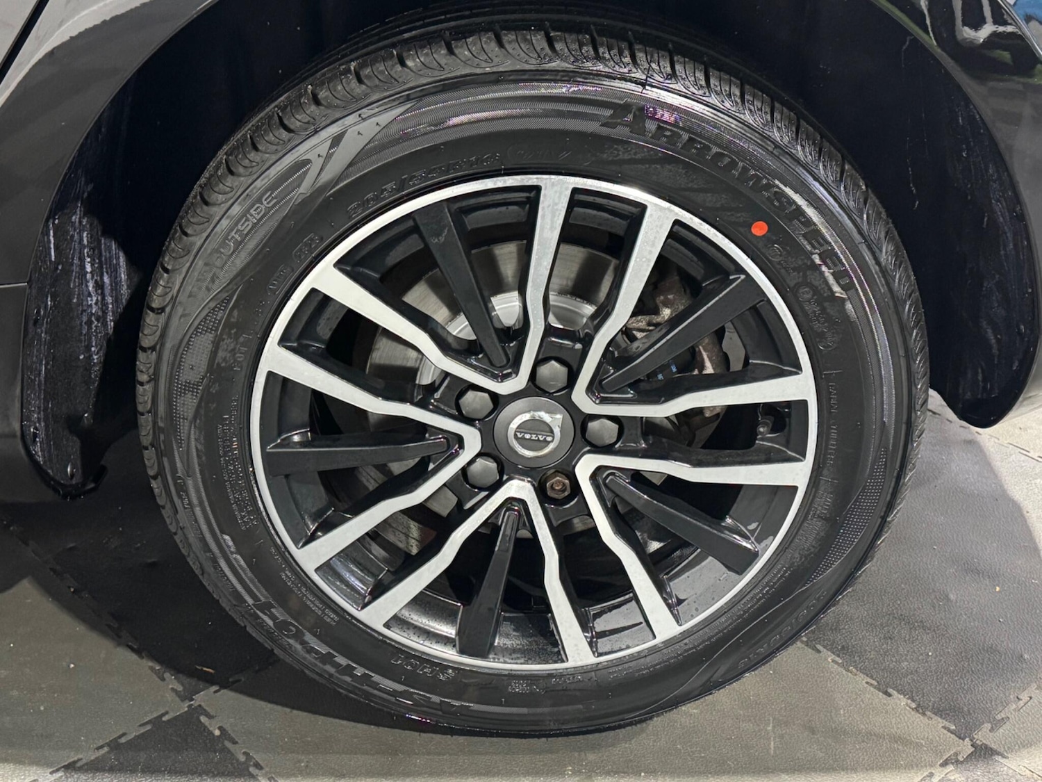 Used Volvo V40 2016 for sale - 76671526: Photo 28