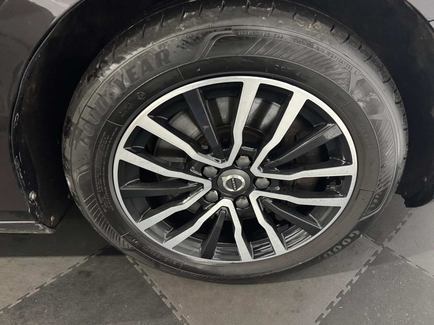 Used Volvo V40 2016 for sale - 76671526: Photo 30