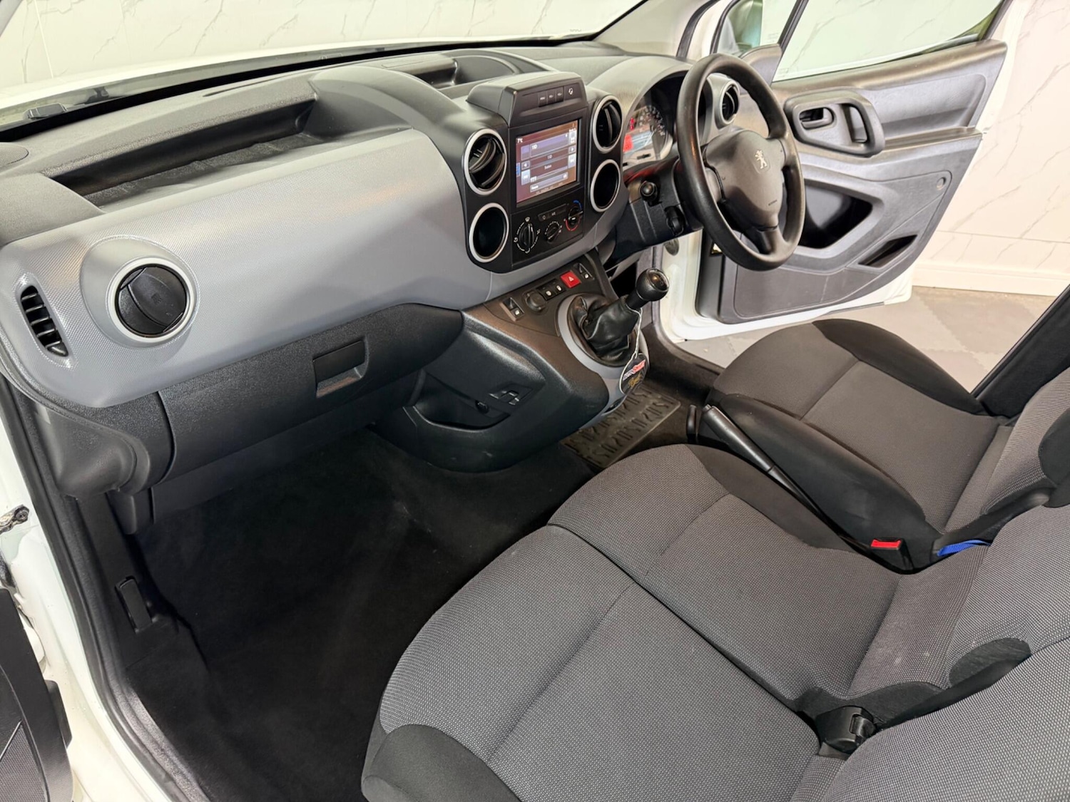 Used Peugeot Partner 2018 for sale - 78062805: Photo 16