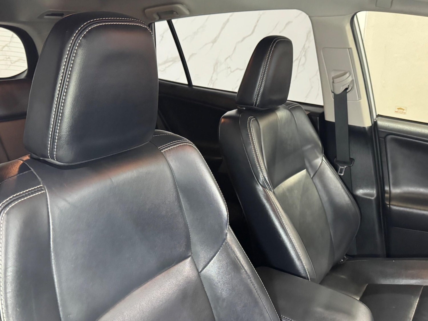 Used Toyota RAV4 2016 for sale - 76988432: Photo 11