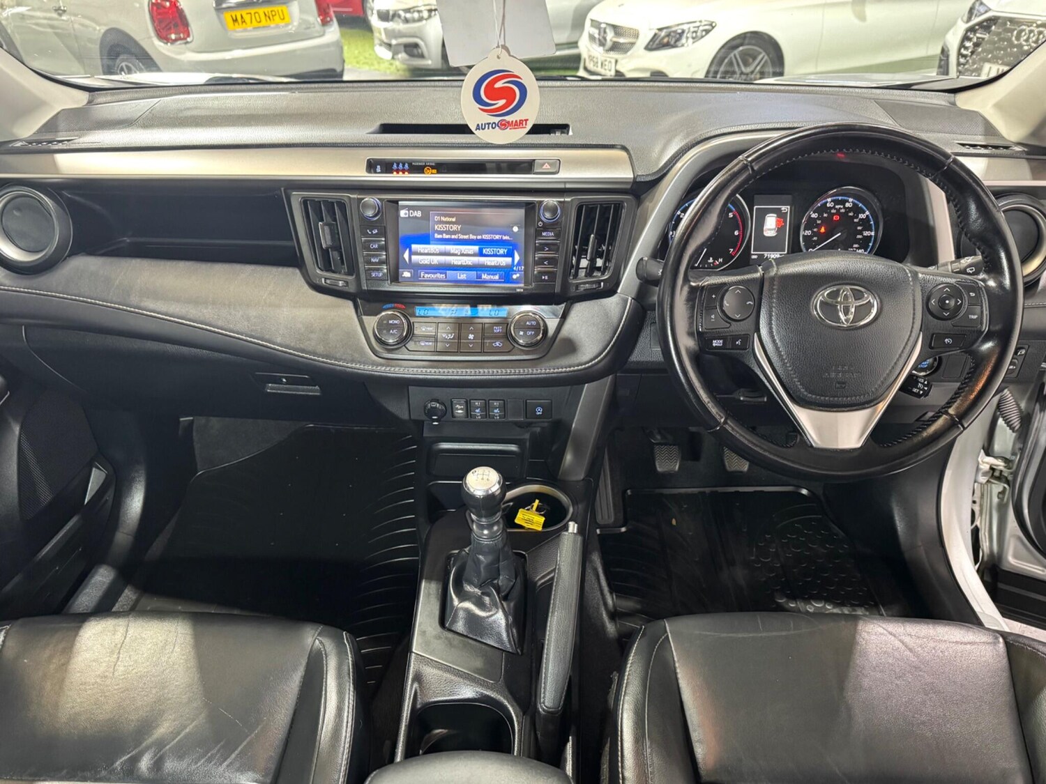 Used Toyota RAV4 2016 for sale - 76988432: Photo 15