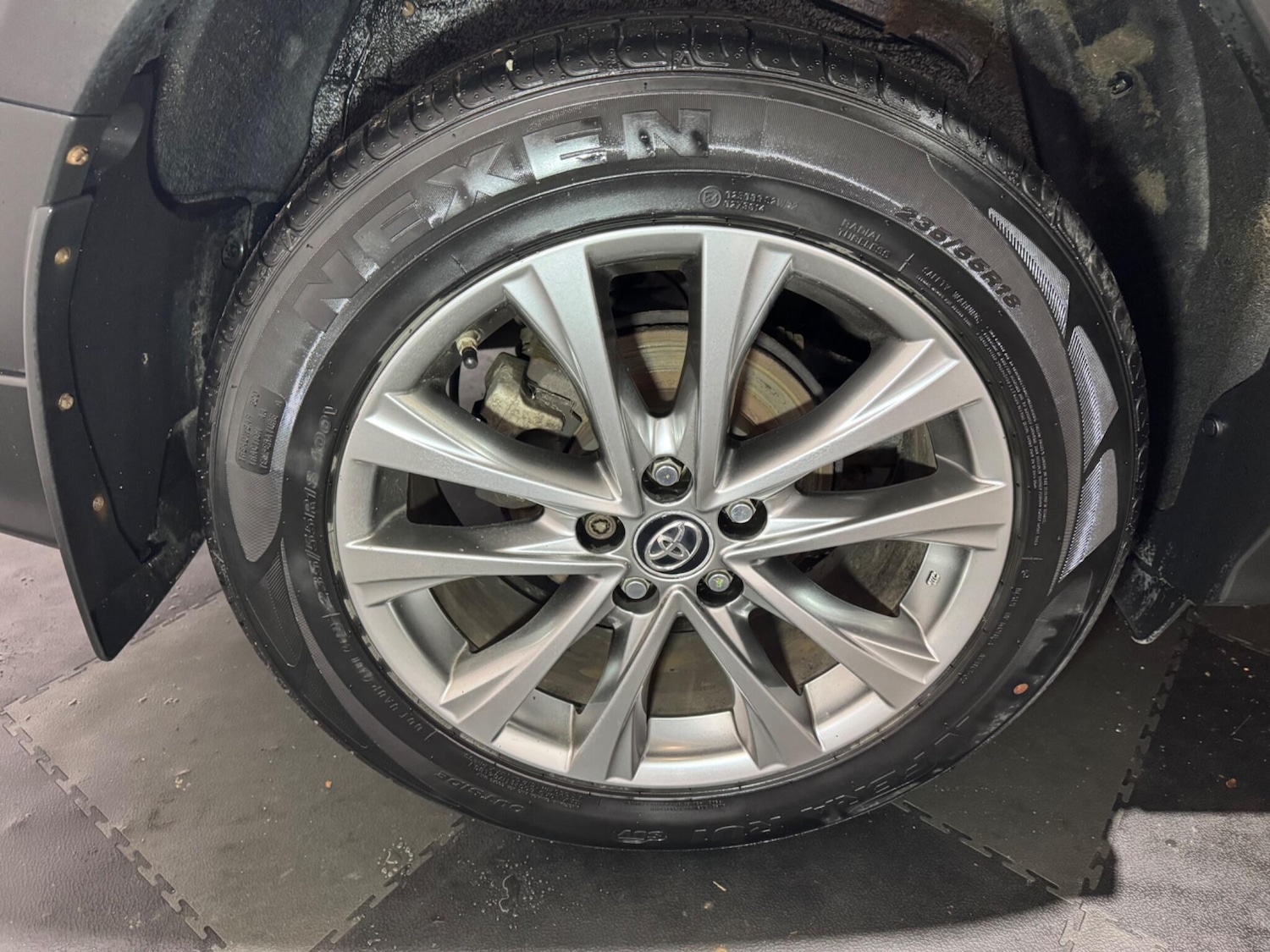 Used Toyota RAV4 2016 for sale - 76988432: Photo 28