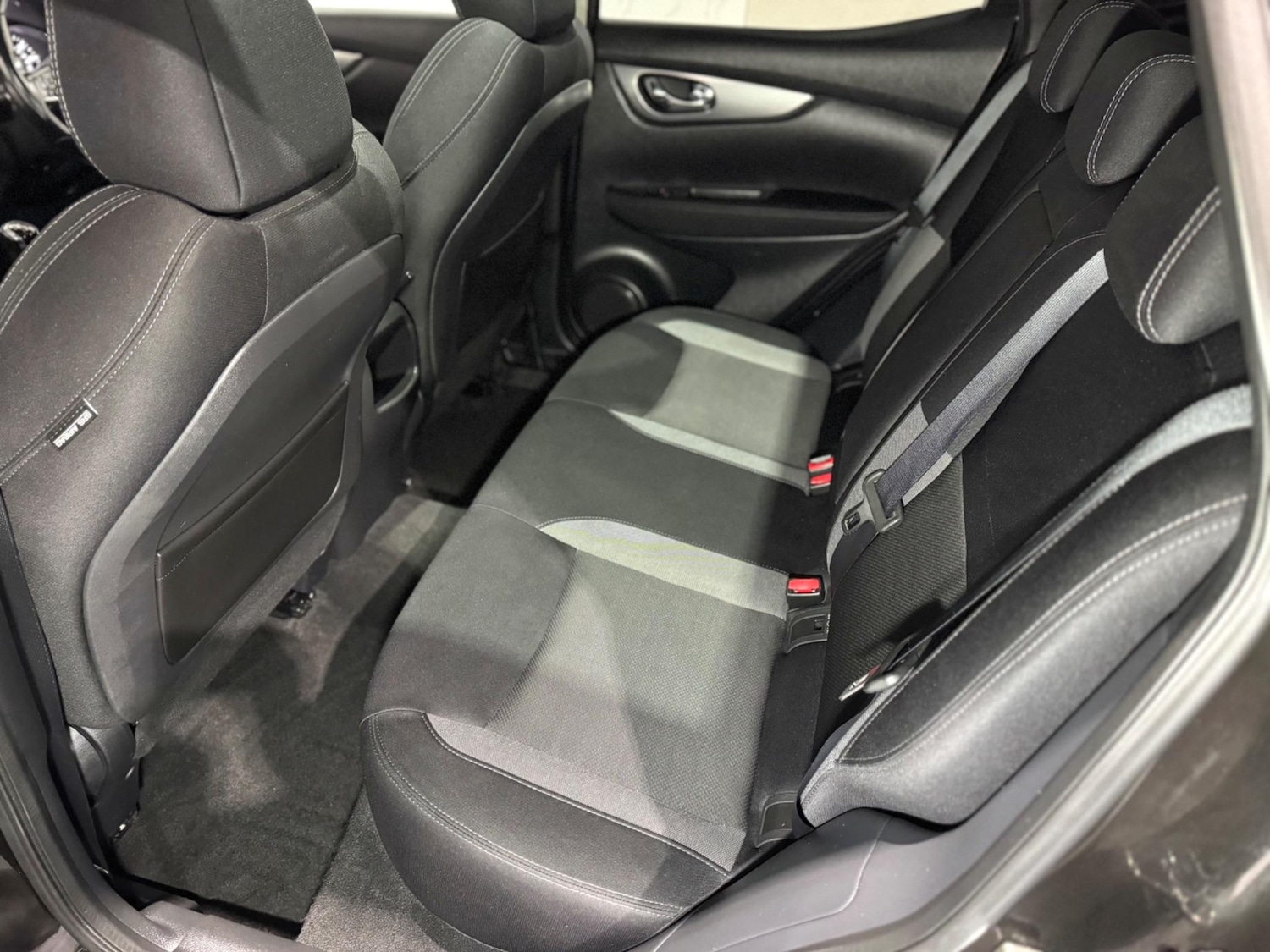 Used Nissan Qashqai 2017 for sale - 76992590: Photo 19