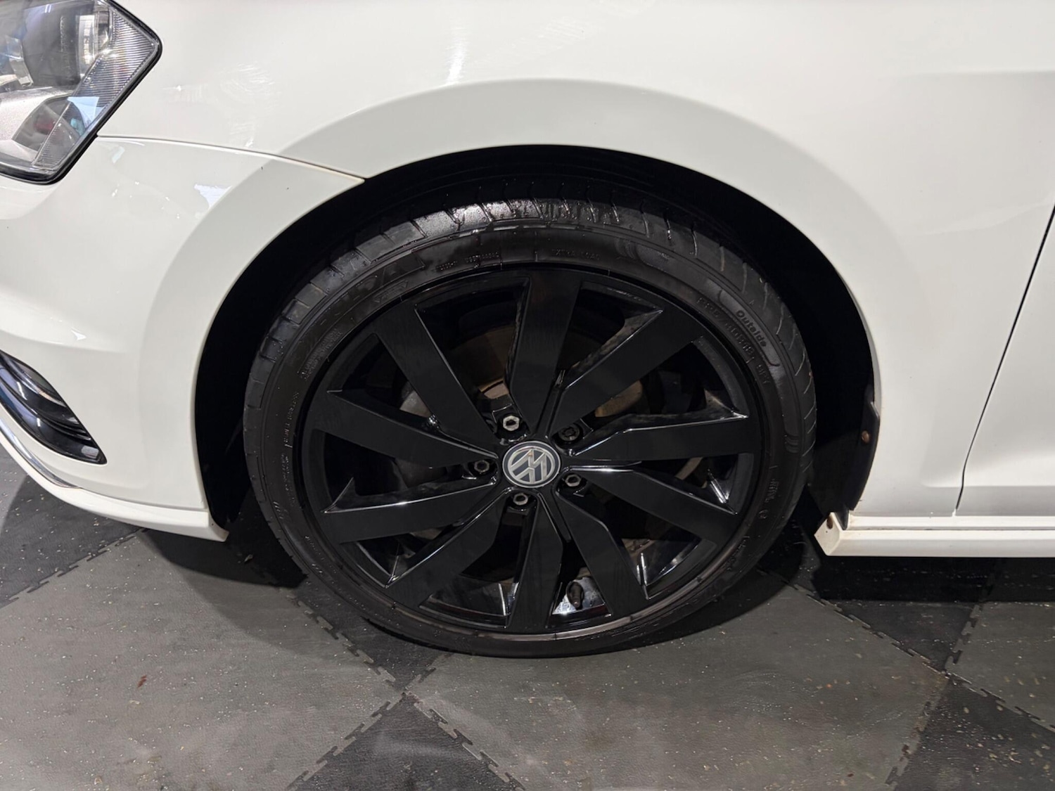 Used Volkswagen Golf 2017 for sale - 77305648: Photo 13