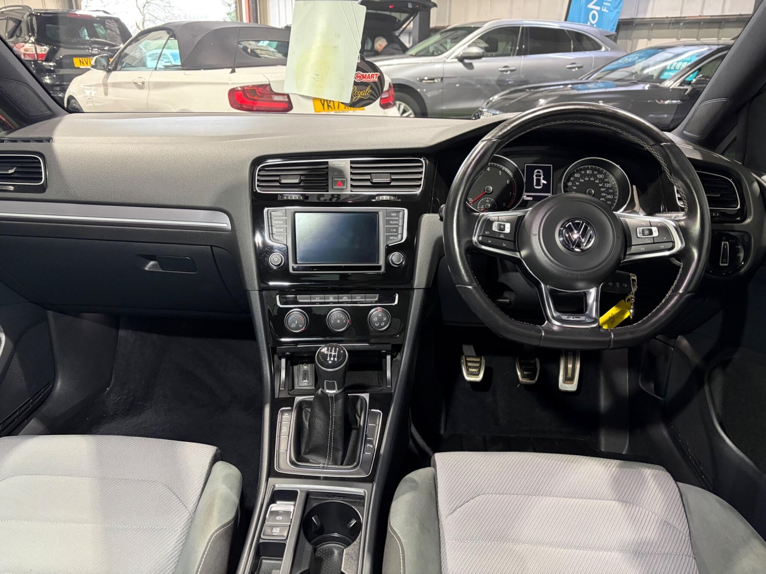 Used Volkswagen Golf 2017 for sale - 77305648: Photo 16