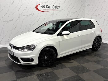Used Volkswagen Golf 2017 for sale - 77305648: Photo