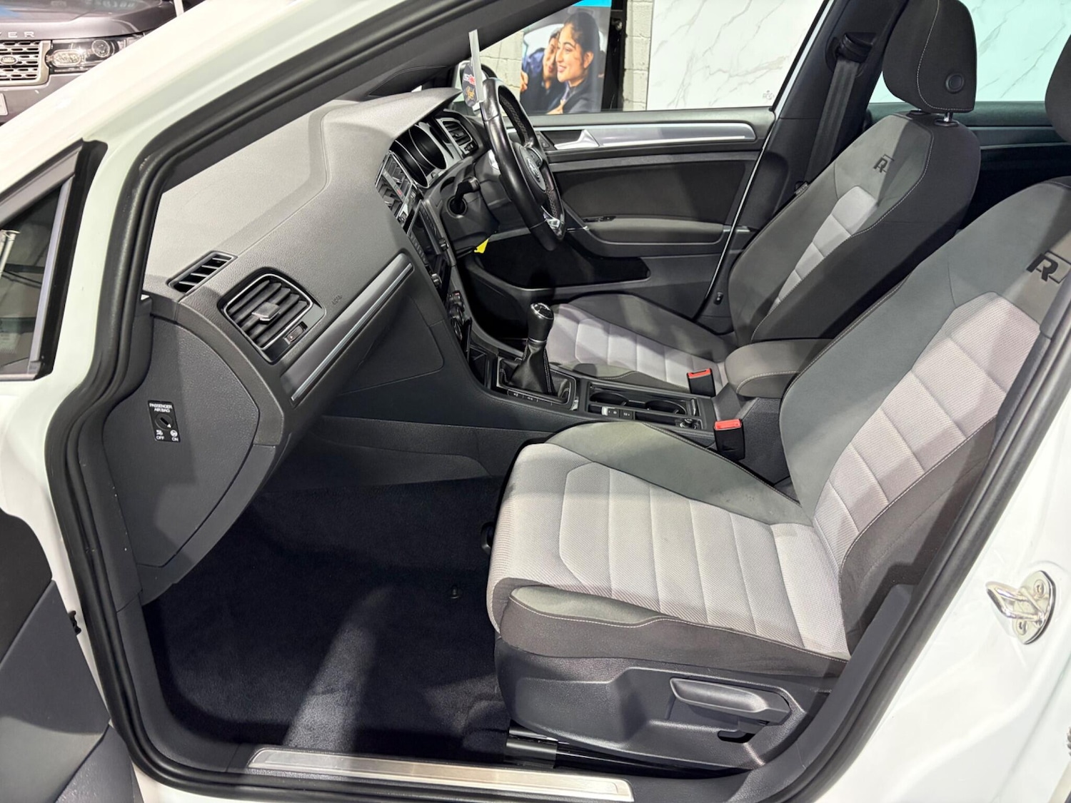 Used Volkswagen Golf 2017 for sale - 77305648: Photo 20