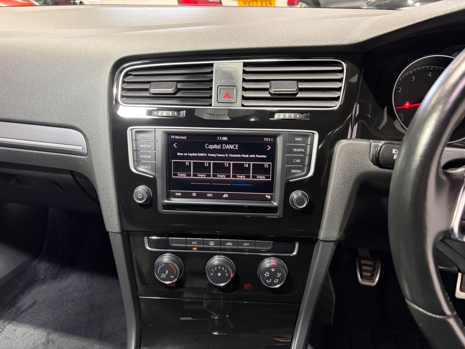 Used Volkswagen Golf 2017 for sale - 77305648: Photo 26