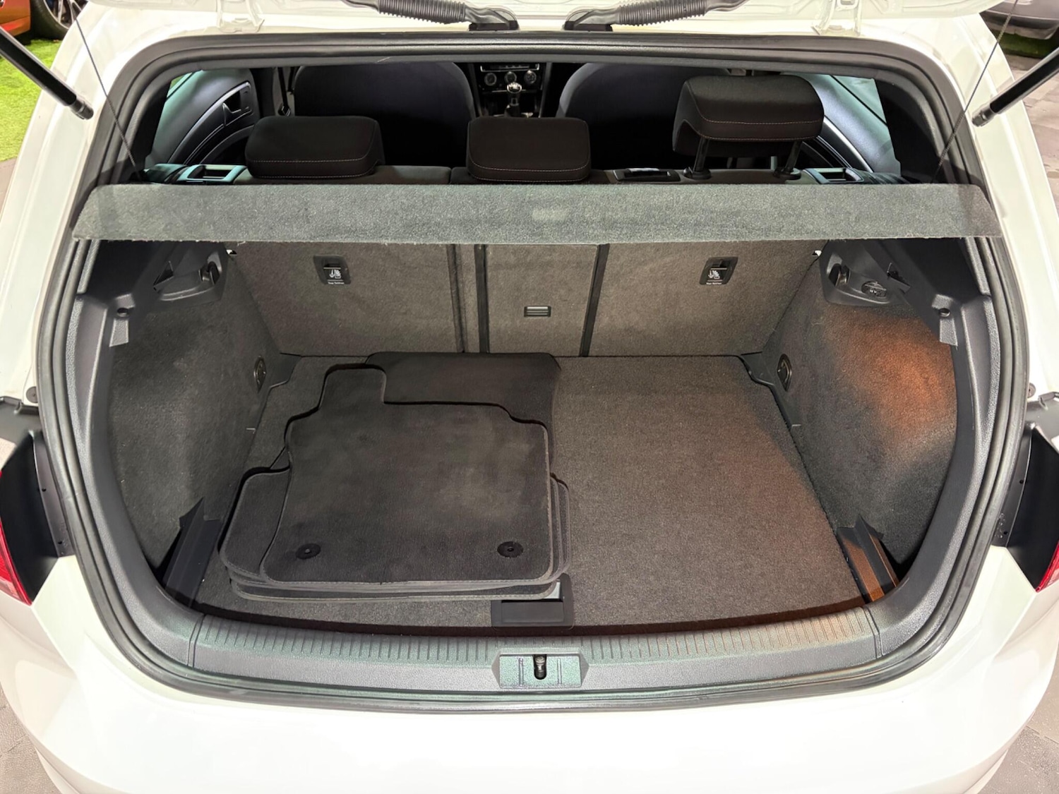 Used Volkswagen Golf 2017 for sale - 77305648: Photo 28