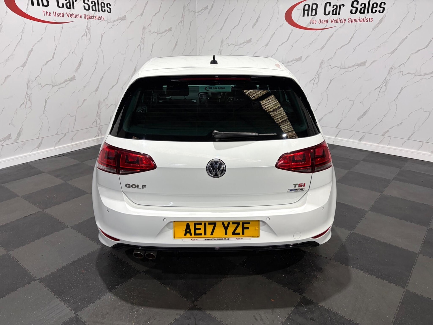 Used Volkswagen Golf 2017 for sale - 77305648: Photo 4