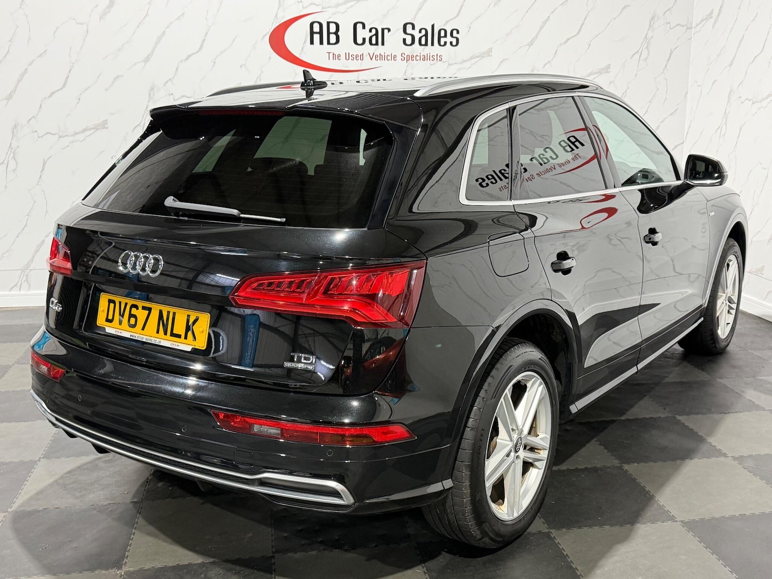 Used Audi Q5 2017 for sale - 76953518: Photo 9