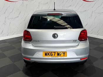 Used Volkswagen Polo 2017 for sale - 76996558: Photo