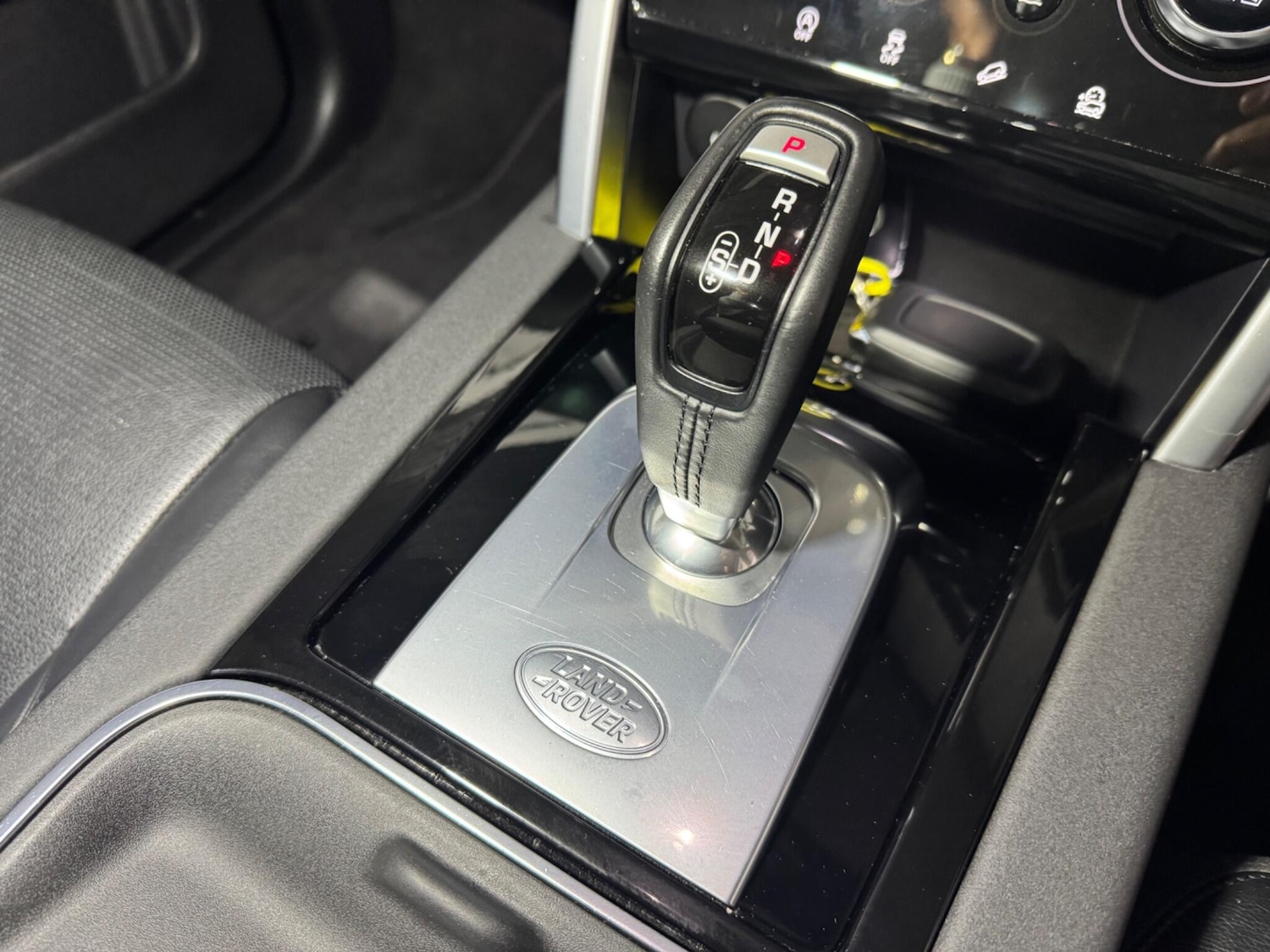 Used Land Rover Discovery Sport 2020 for sale - 76457952: Photo 24