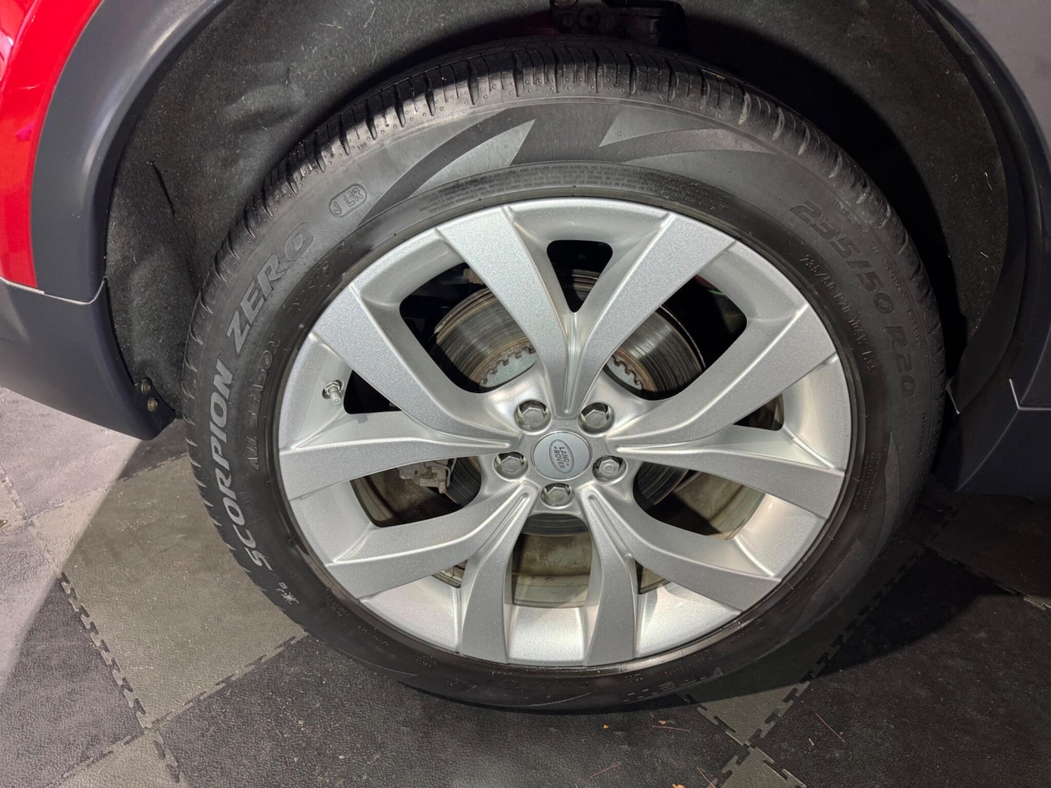 Used Land Rover Discovery Sport 2020 for sale - 76457952: Photo 30