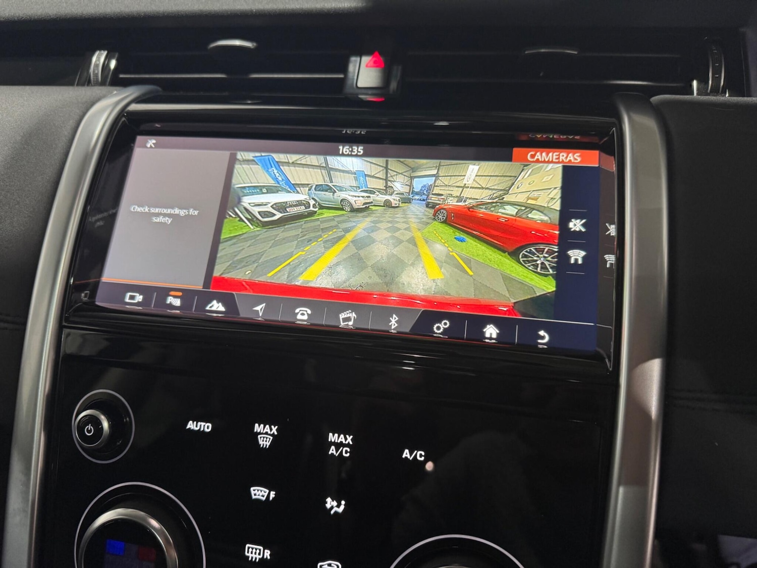 Used Land Rover Discovery Sport 2020 for sale - 76457952: Photo 32