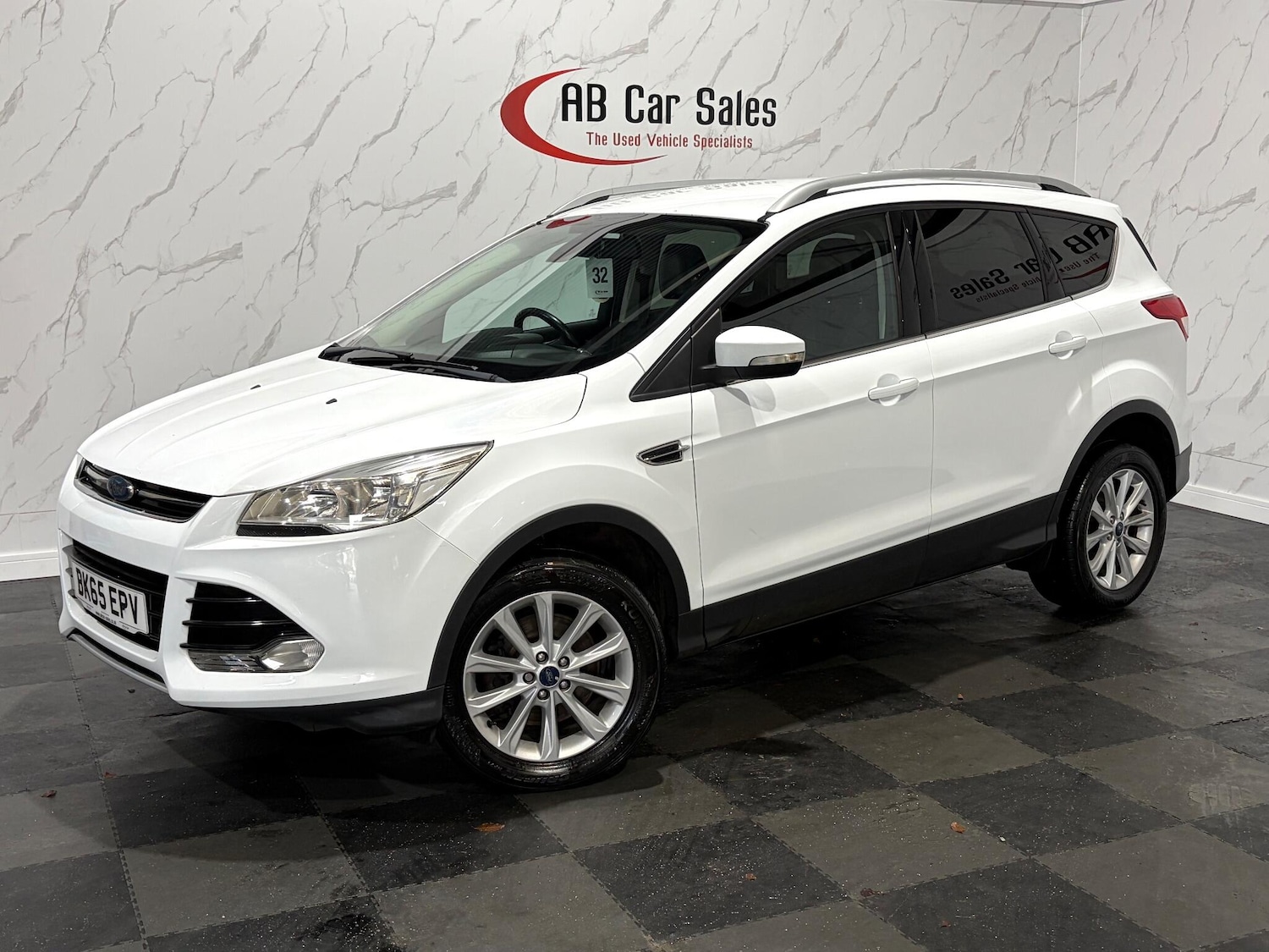 Used Ford Kuga 2015 for sale - 76513317: Photo 1