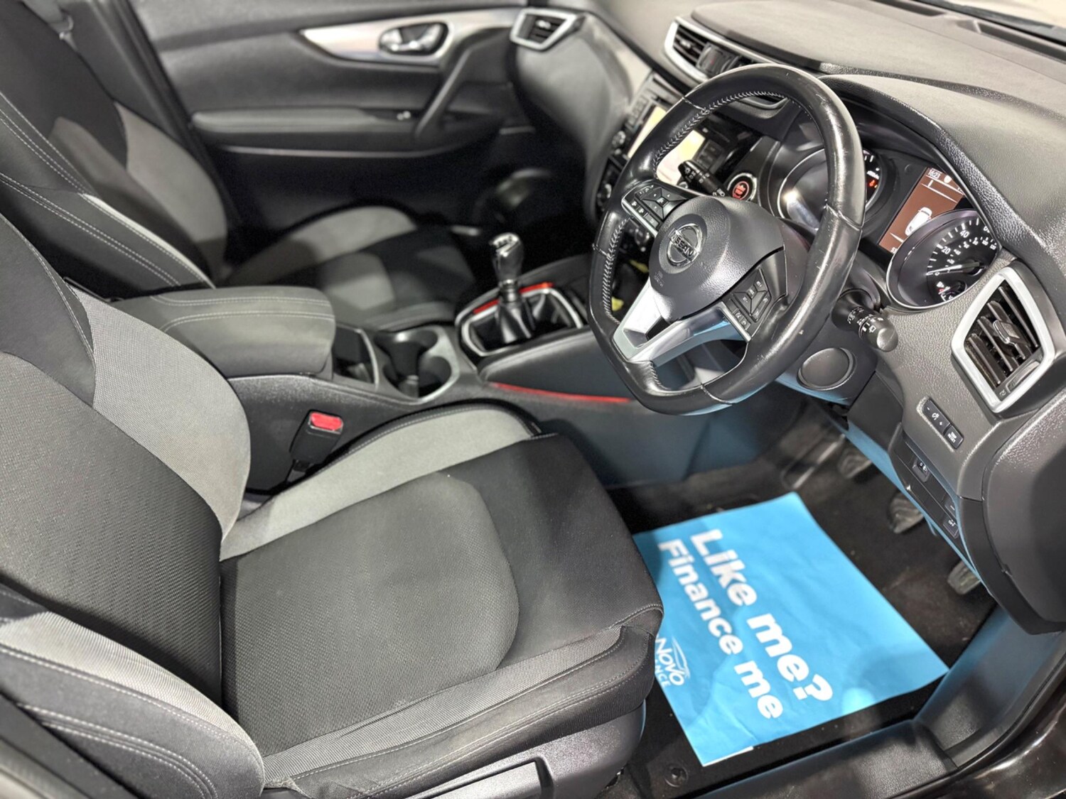 Used Nissan Qashqai 2017 for sale - 76348770: Photo 11