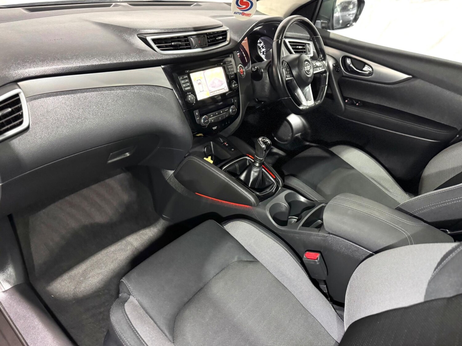 Used Nissan Qashqai 2017 for sale - 76348770: Photo 20