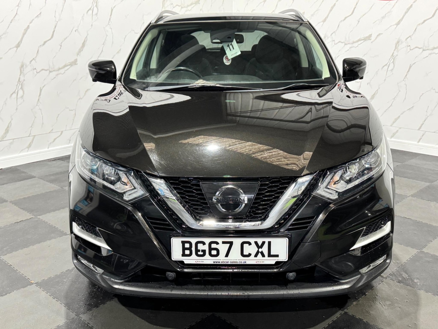 Used Nissan Qashqai 2017 for sale - 76348770: Photo 3