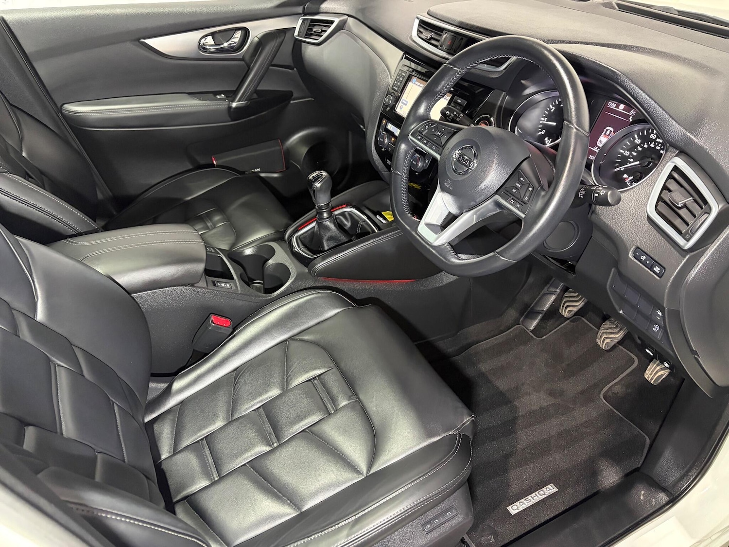 Used Nissan Qashqai 2018 for sale - 76823393: Photo 15