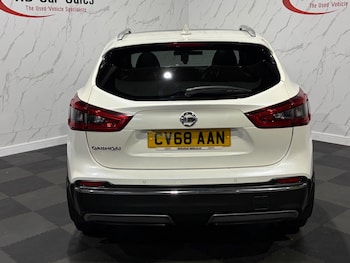 Used Nissan Qashqai 2018 for sale - 76823393: Photo