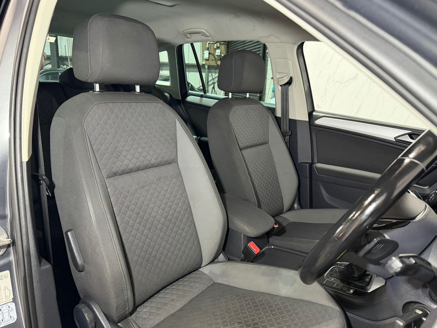 Used Volkswagen Tiguan 2018 for sale - 77909396: Photo 11