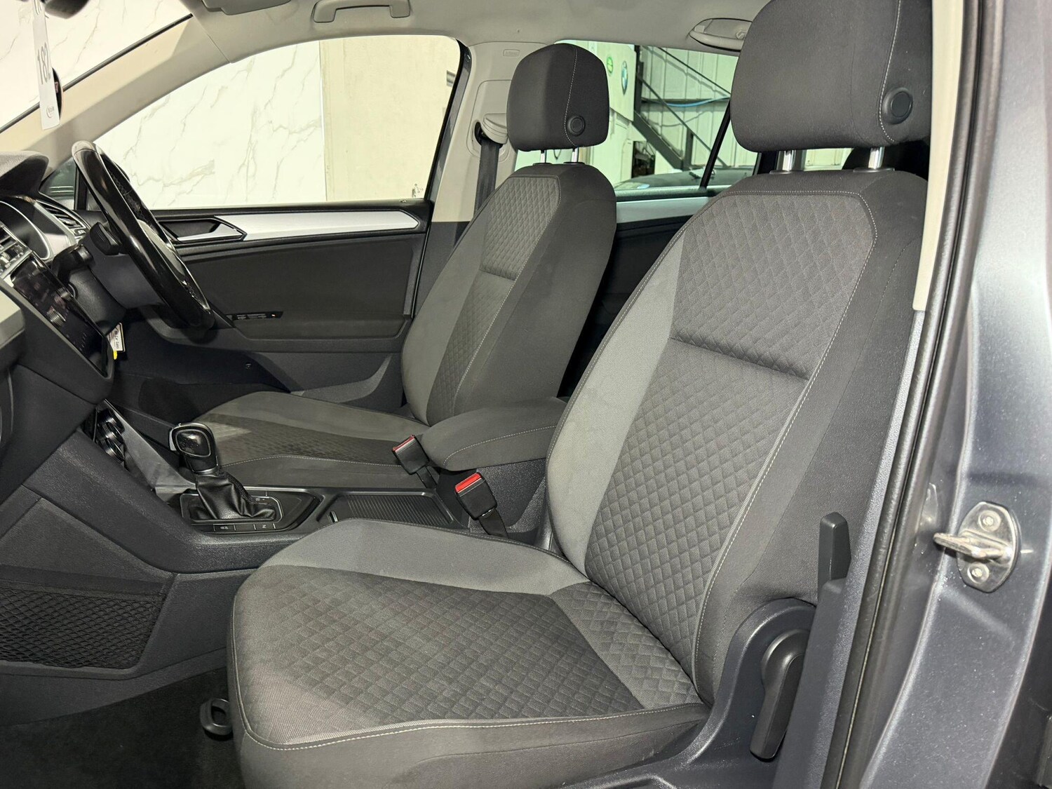 Used Volkswagen Tiguan 2018 for sale - 77909396: Photo 20