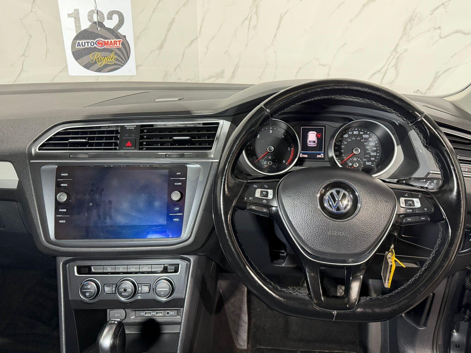 Used Volkswagen Tiguan 2018 for sale - 77909396: Photo 27