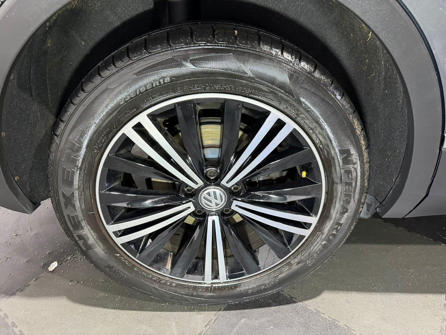 Used Volkswagen Tiguan 2018 for sale - 77909396: Photo 30