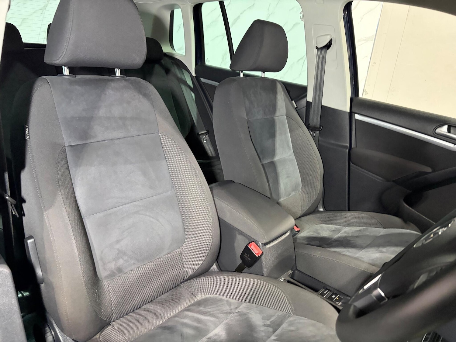 Used Volkswagen Tiguan 2014 for sale - 76689390: Photo 22